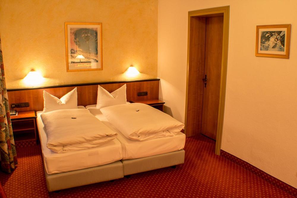 Garni Hotel Schmaus Viechtach Eksteriør billede